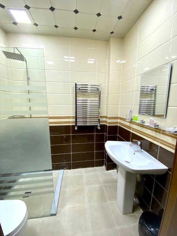 Cinema Boutique Hotel ギャンジャ エクステリア 写真