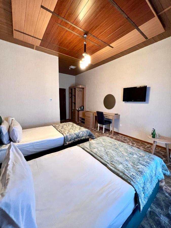 Cinema Boutique Hotel ギャンジャ エクステリア 写真
