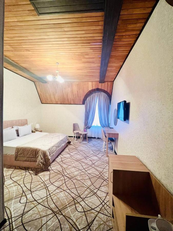 Cinema Boutique Hotel ギャンジャ エクステリア 写真
