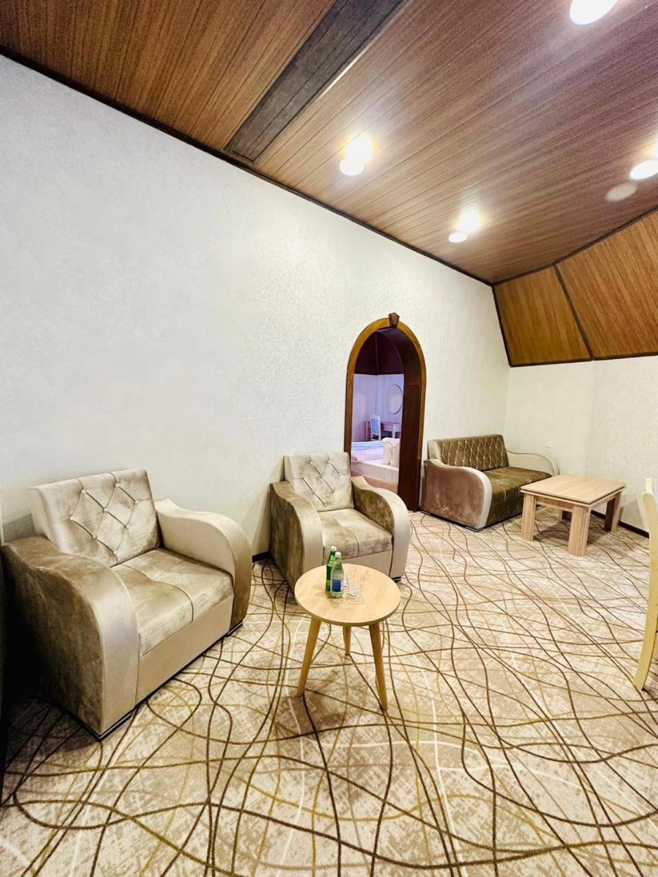 Cinema Boutique Hotel ギャンジャ エクステリア 写真