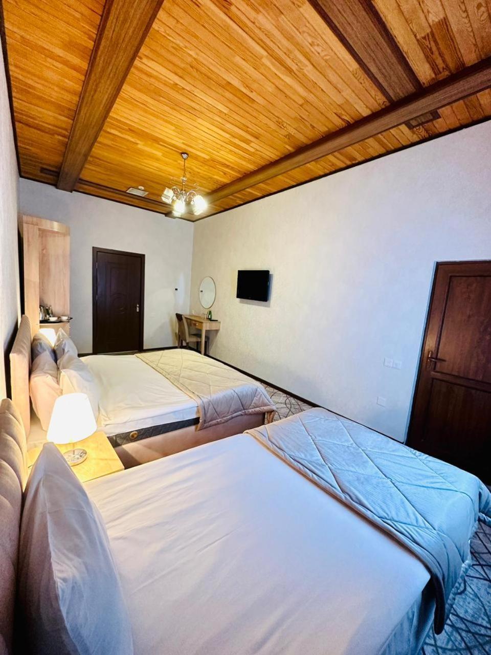 Cinema Boutique Hotel ギャンジャ エクステリア 写真