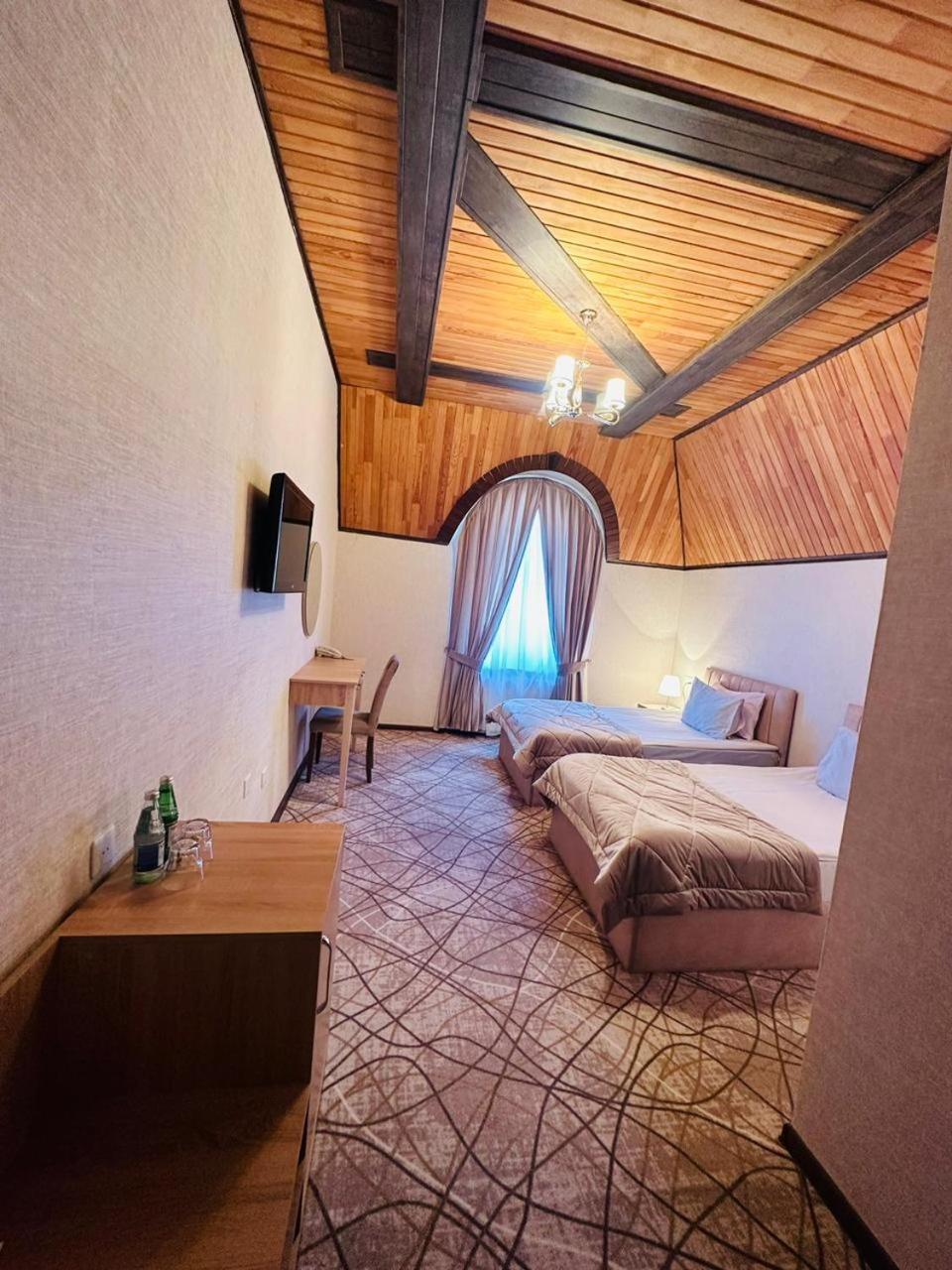 Cinema Boutique Hotel ギャンジャ エクステリア 写真