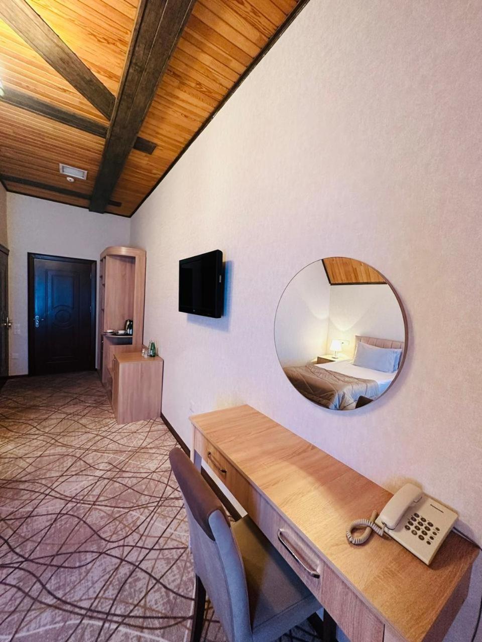 Cinema Boutique Hotel ギャンジャ エクステリア 写真