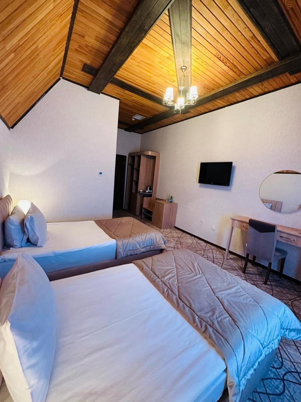 Cinema Boutique Hotel ギャンジャ エクステリア 写真